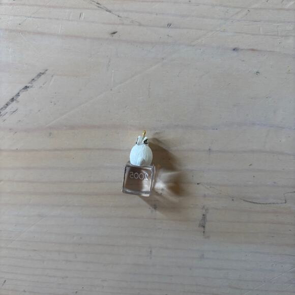 Hallmark Keepsake Ornament NIB Ice Block Buddies 2005 Minature Collectors Series - Picture 10 of 11